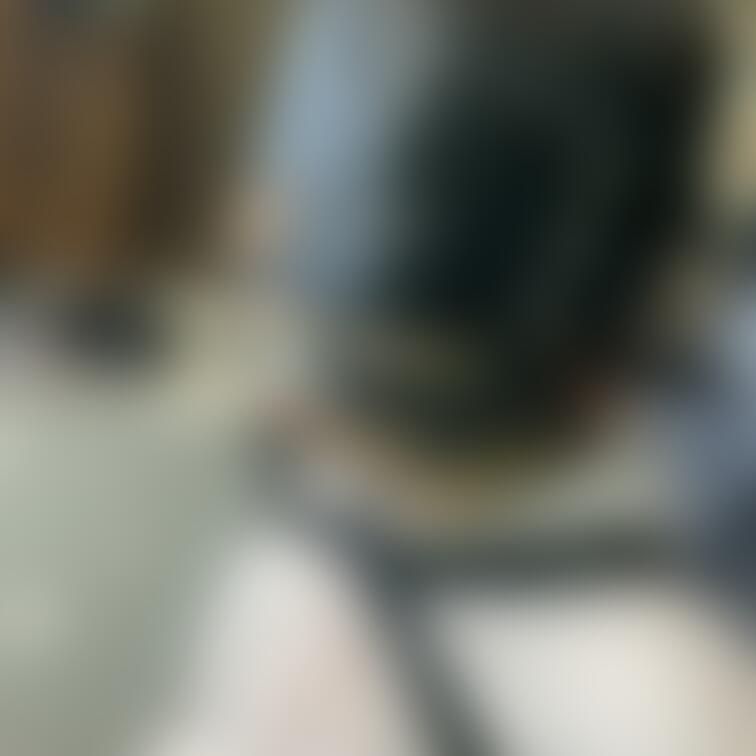 看護師のなすみんがFetish Stageへ体験しにきた際の画像です。なすみんは以前アイドルのようなことをしていたため素
