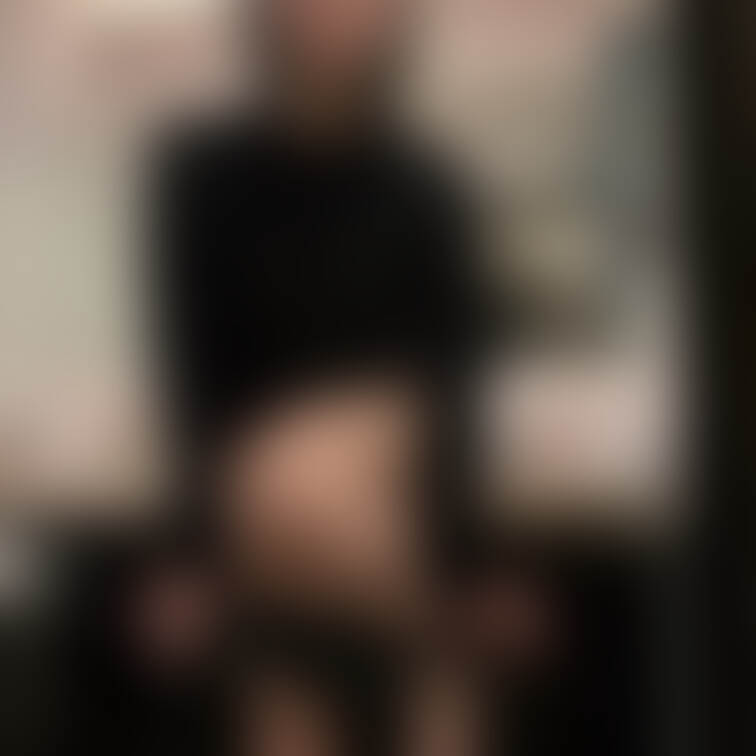 脱いじゃった💕
上は既にノーブラだよ✨