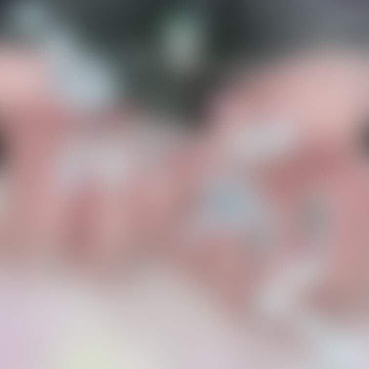 3月ネイル‪𝐃𝐚𝐲‬✨️
来月が誕生月＋春 なので今回はホワイトデーにちなんだ色に挑戦しました⸜❤︎⸝‍
基盤のラメ