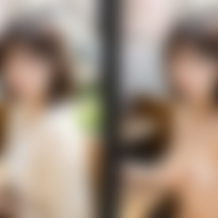 着衣と脱衣を並べた画像です。画像№330