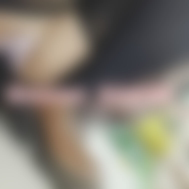※Twitter未公開写真
しゃがめそうで人が多いところに行くと、ついついぱんちらしちゃいます(/ω＼*)
この時も