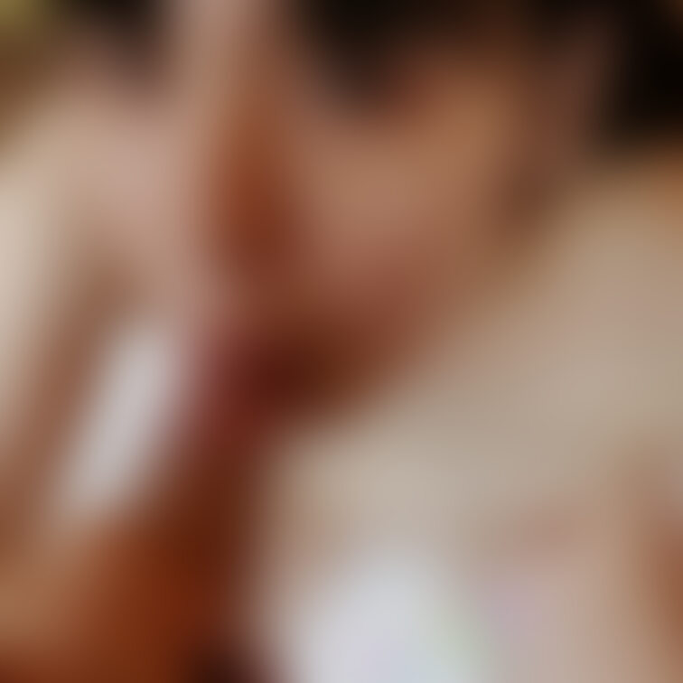 パフィーニップル清楚系大学院生のフェラ

乳輪が盛り上がったエチエチ乳首のことを欧米では「パフィーニップル」といいま