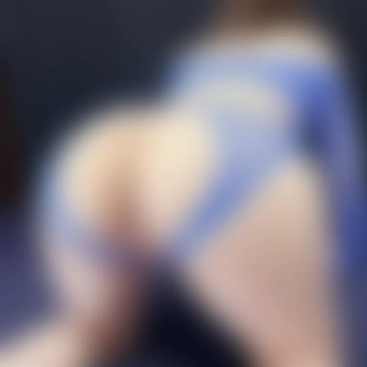 防御力ゼロの下着、もざを薄くしてみました😘myfansではこれが限界みたい😅ぷっくりお◯ン子味わって欲しいです🥰