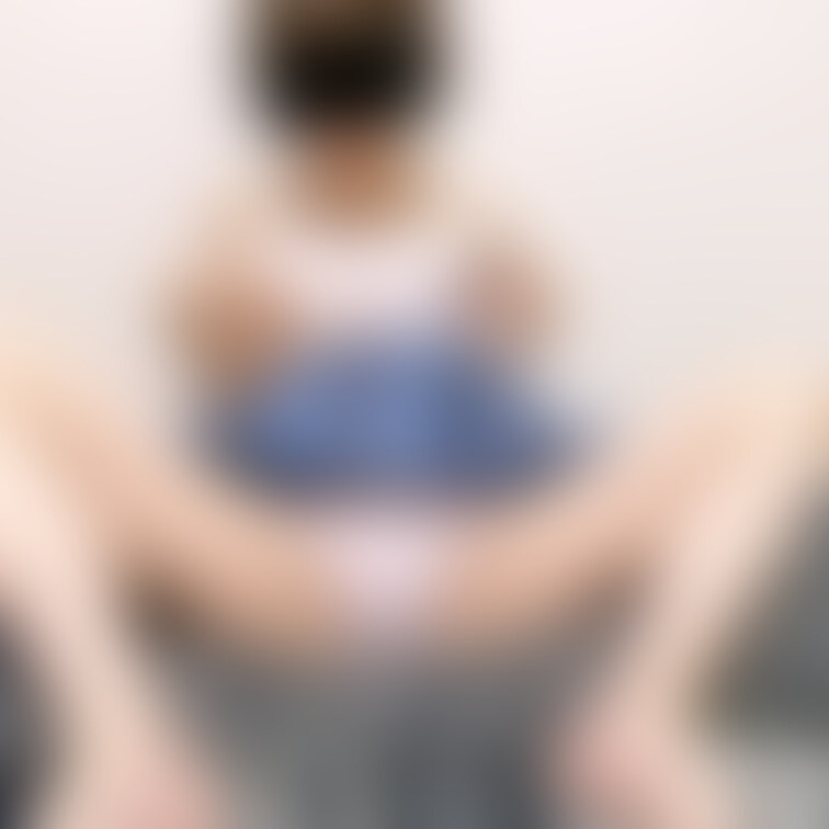 小中学校の動画投稿の写真です🤳🤳
スカート姿そそられますね😳