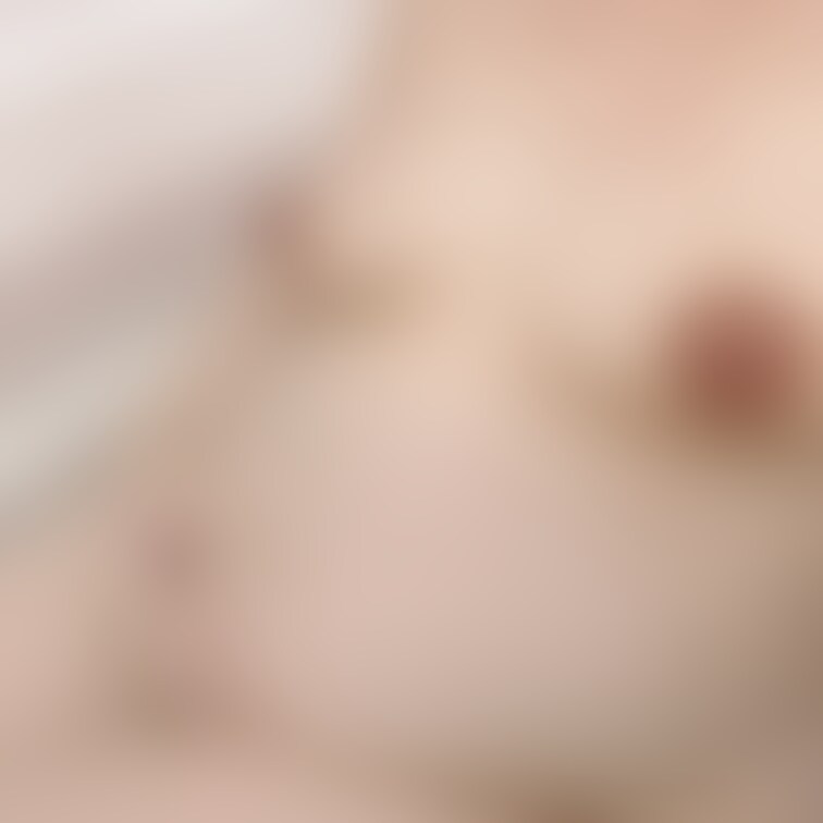 おなかにおっぱいがのってる🤤
産後はこれがぱんぱんの丸々おっぱいになるんだよなぁ...🤭