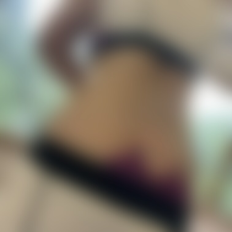 RAVIJOURというブランドのLINGERIEAM。
謎のヒモが多いこのシリーズ😳

でも、きっと女性の体のライ
