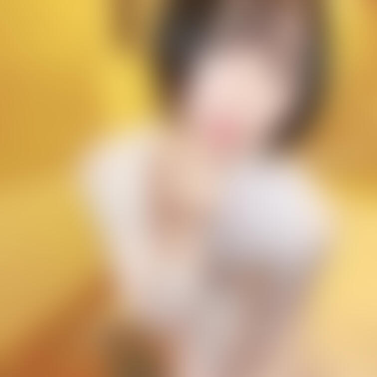 デカ尻フェチ必見♥️
フォロワーさんに頂いた衣装で
きわきわでどちゃエロ自撮り🩷
（5枚中顔あり2枚）

あと