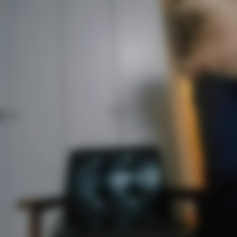 超ローライズジーンズ
ちゃんと履いてもお尻見えてます😳
割れ目がセクシー？
素晴らしいメイドインジャパン🇯🇵
何