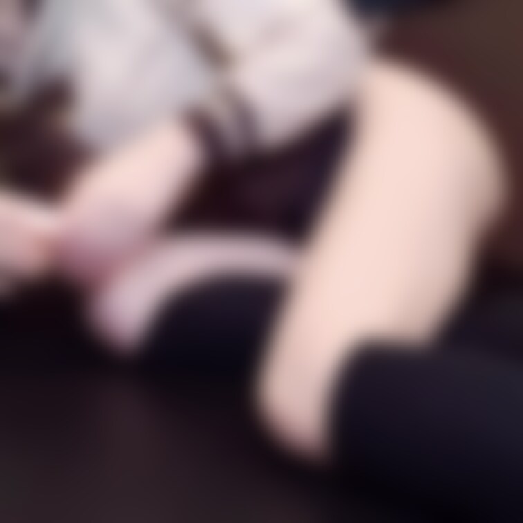 高画質✨制服で乳首いじりながら吸引オナニー♡