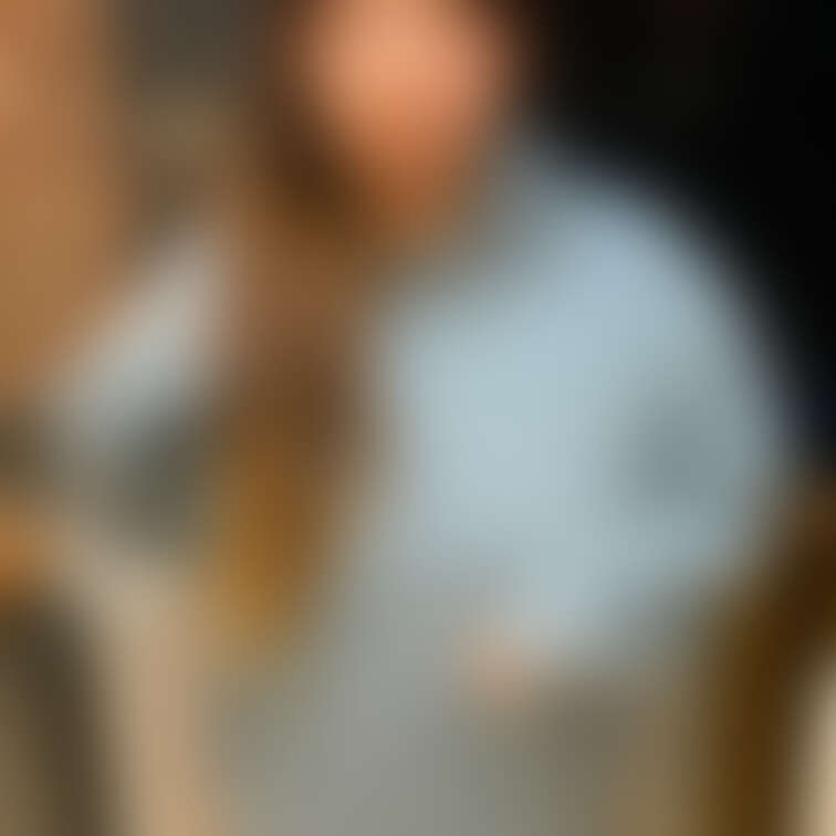 あまり時間がないときは、下着をつけないで
パーカーとかワンピースだけ着て外出してます。

↓こんな服装で合流は？