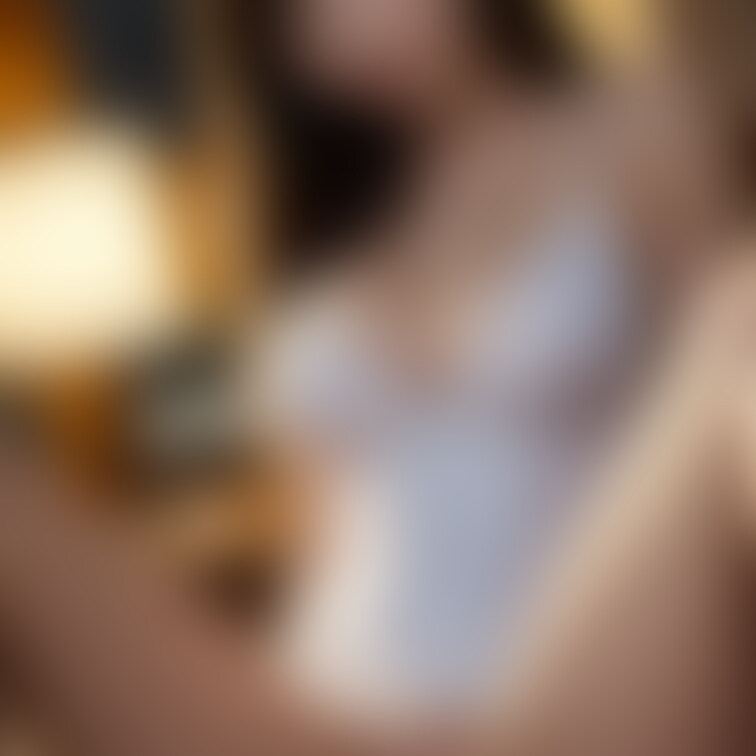 夜の部屋の開脚美女

・この作品はフィクションです。実在の人物団体などとは関係ありません。
・全ての画像は○○○生