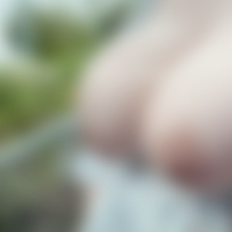 ちゃまのおっぱいで滑っていいよ✨
乳輪大きくてごめんね💦
