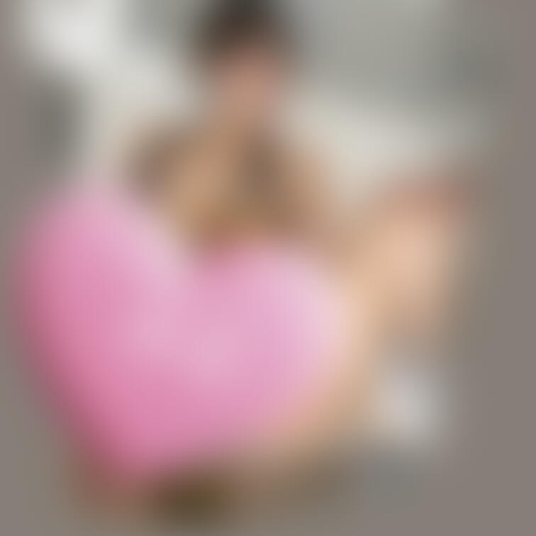 スタンプで股間を隠そうと思ったのに思いっきり出てますね…w
サービスショットということでお納めください(*ﾉωﾉ)
