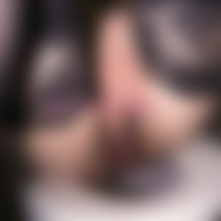 おちっこ飛び散っちゃった
くぱぁしてるから…🥺💦
ぺ○○○👅
しに来て〜〜〜〜〜🥰💕
舐められ好きなんです…