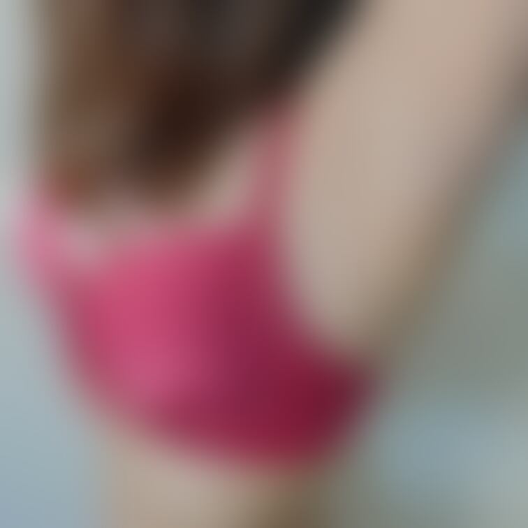 今日は脇からみてね♡