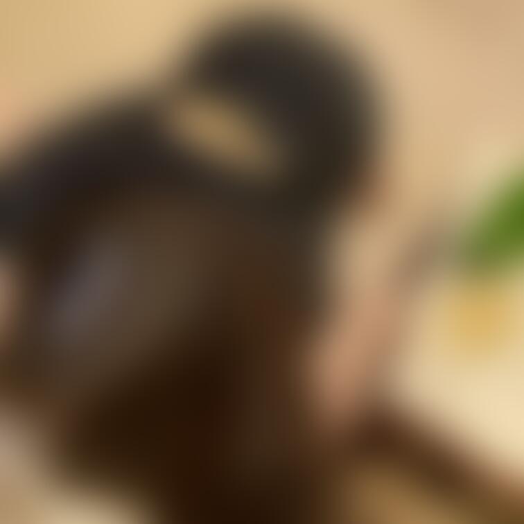 🤎テーブルにもなれる🤎
乗せてるときは落とさないように緊張感がある🫨