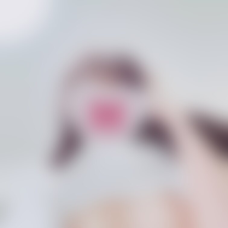 下からちっぱい