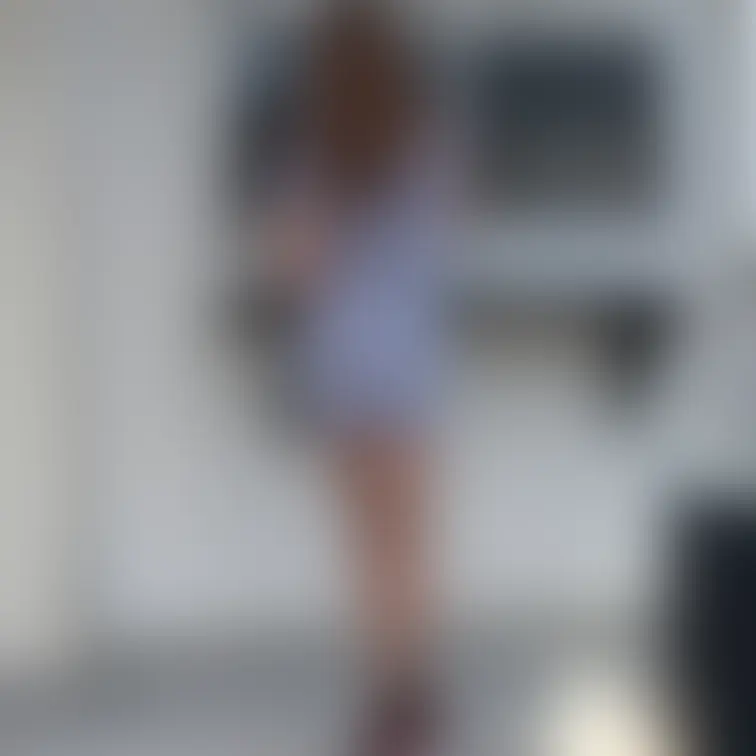 【貸切りデリヘル出勤中撮影㊙️】
透けワンピースになんと⁉️乳首丸見えのノーブラで。
貸切り撮影。飲食店の店員さんも