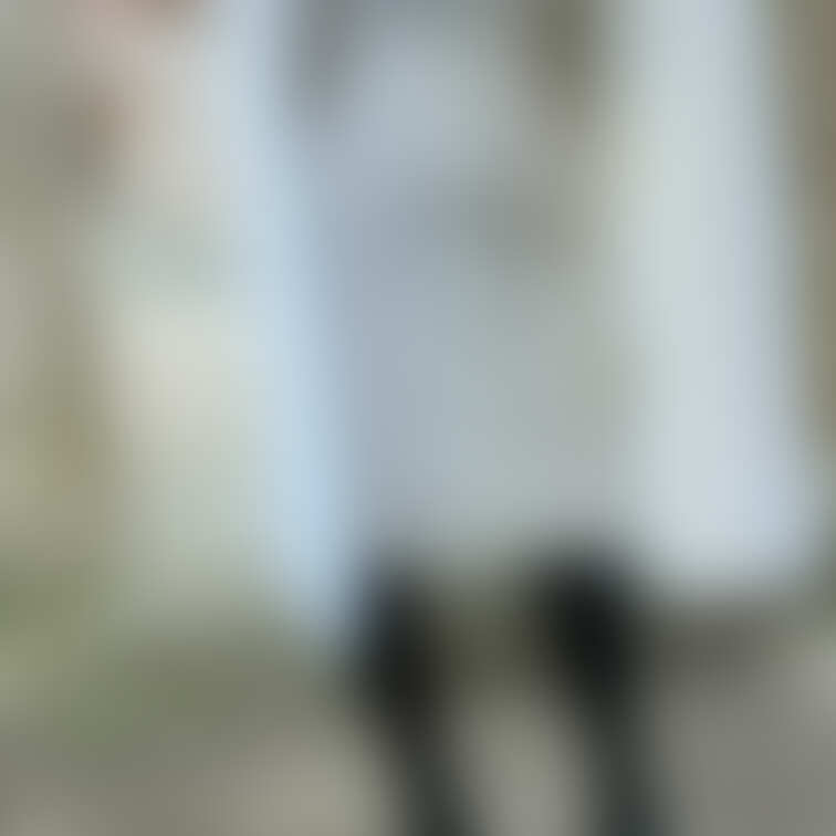 お出かけ先で露出♡だしちゃった♡