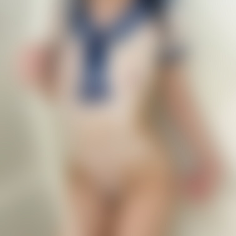 超ハイレグセーラー水着。
シャワーで濡れ透け乳首、お毛け、おっぱい、お尻など5枚