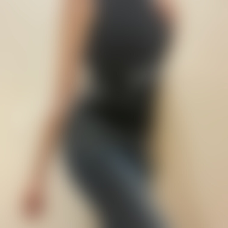 【ノースリーブニット】ニットの中身は...🤫