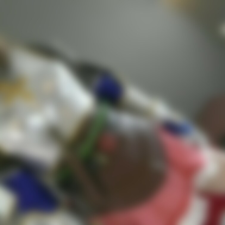 (衣装:ロードナイト)着エロ 約21分
急遽ウィッグ無になってしまい、全体バランスが微妙に
それでもミニプリーツとふんわりパニエが可愛い
あと白青の下着2種類の違いも堪能できるかと。
パニエのえっちで可愛い姿、魅力的なふともも、キャラ衣装を知らない方でもぜひ見てほしいところですね。絡みが無くても着エロ動画でも十分にえっちでそそります。