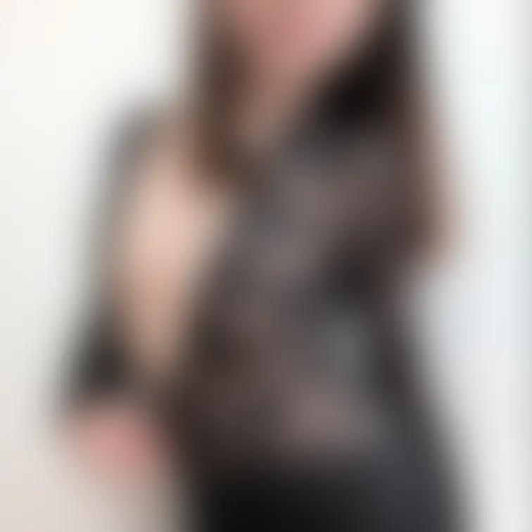 あそこがパッくりしてると着たまま色々できて便利ですよね〜！？
あなたはこんな姿を見たら何がしたいですか♥？？