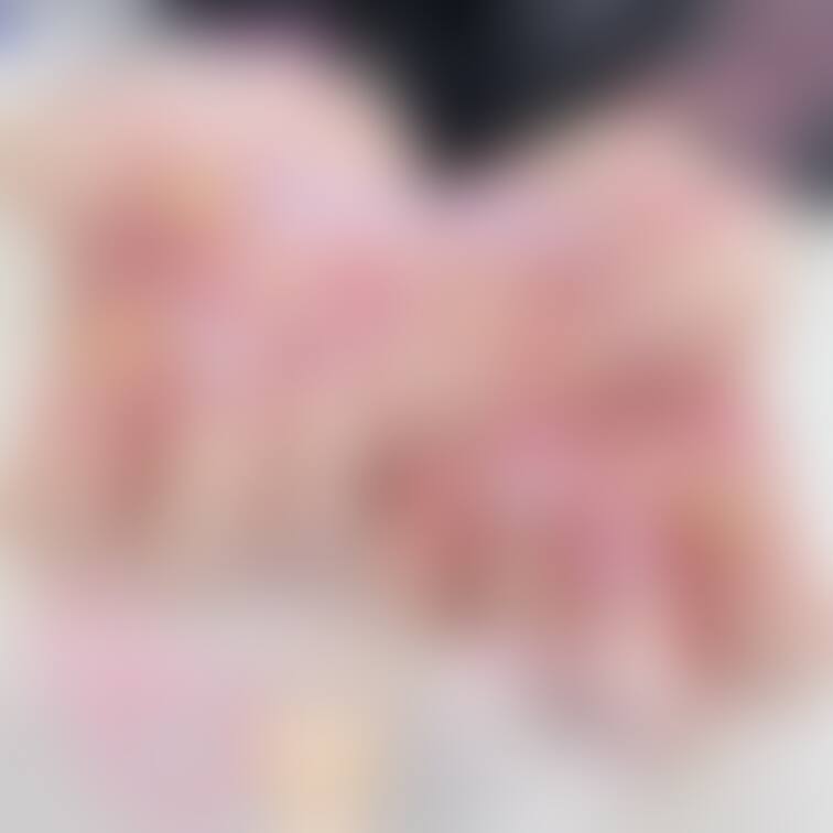 8月ネイル‪𝐃𝐚𝐲‬💅★*
今月はイベント等が無いので好き勝手やらせて頂こうと思い、私の大好きを詰めて頂きました♡
