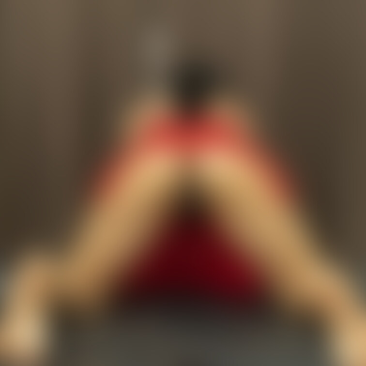 3日間連続ネクポさんで販売中の番外編02に出演中の雛子先生の写真をアップします。プラチナプランの方には少し刺激の強いもの