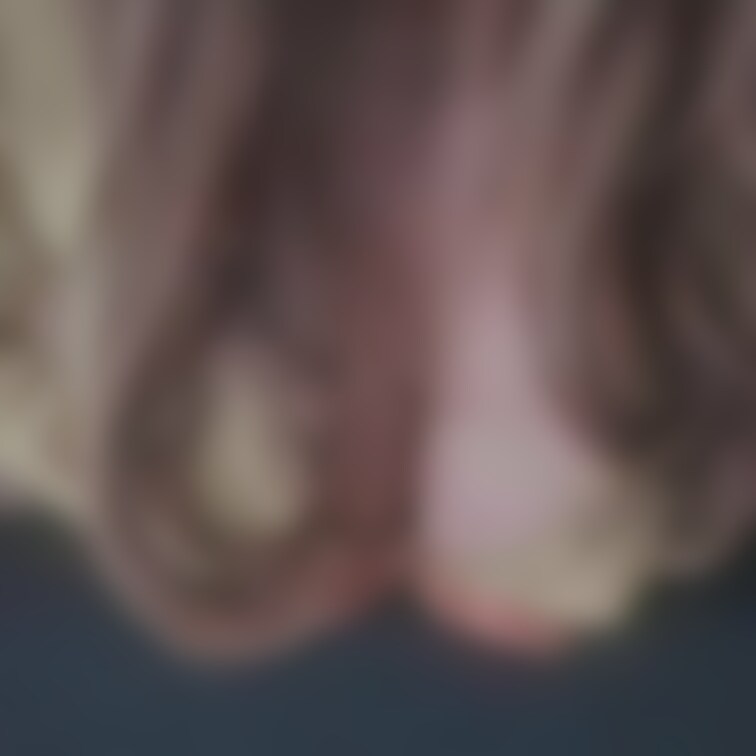 おっぱい揉んでたら乳首が✨