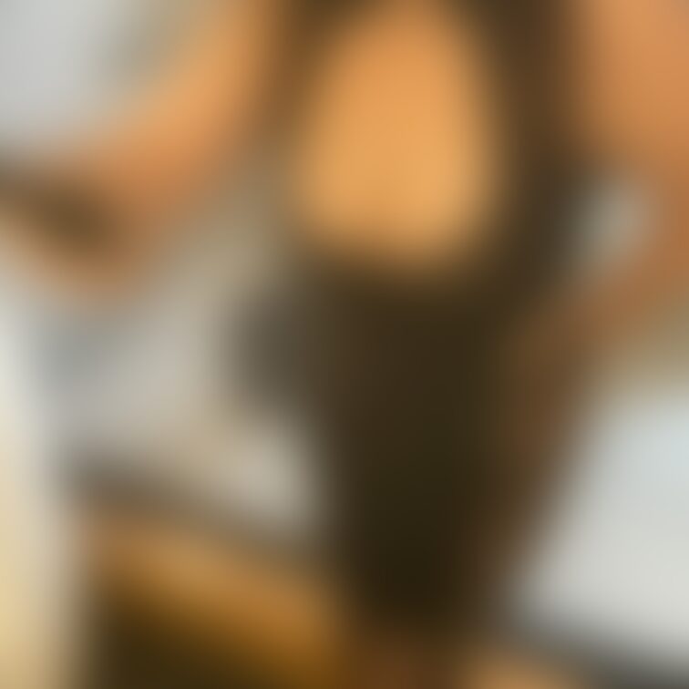 あまりにもむちむちなコスプレ