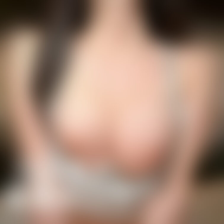 CK にあってる！？💓
Twitterで好評だったから乳首出し上げる💭

コメントいいねしてね〜🙌🤍