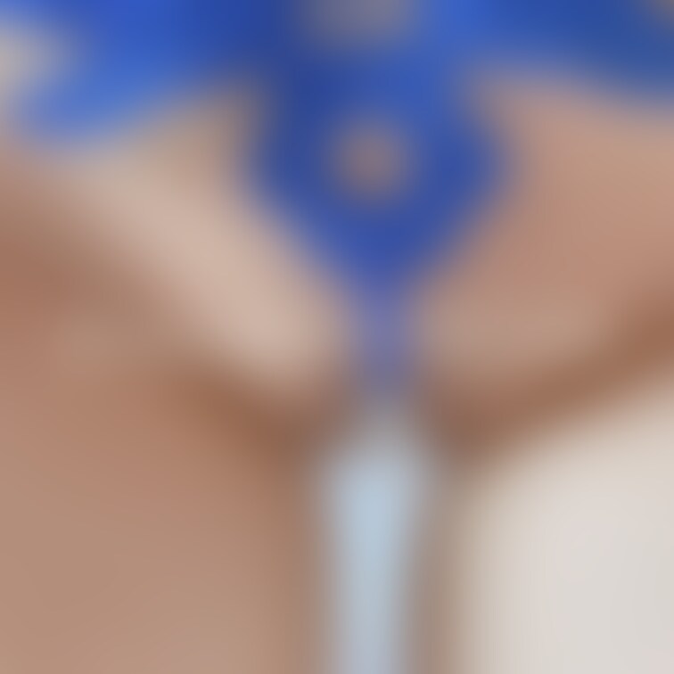 むにっ💙