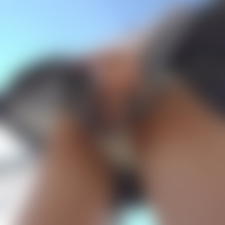 必死にスカートを押さえても、結局パンチラしてしまう女の子。
動画サークル「ピンクソックス」
https://tw
