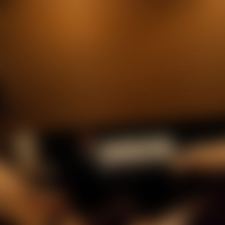 <本日の１枚> 001
毎日１枚ずつ、ユリの写真を投稿していきます。
薄暗い部屋の中で、単独さんのPをおいしそうに舐