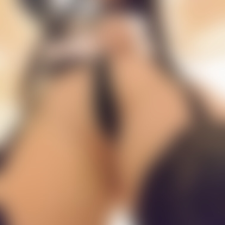 下から眺めるおっぱいなかなか良いな
めちゃくちゃおわんわーんだw