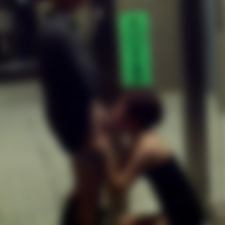 立寄所...なんだけど(笑)
エントランスから飛び出てしゃぶりだす璃子...(;・∀・)

