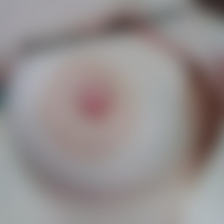 乳首がめちゃくちゃピンクになった🥺
ちなみに加工しないでこれ🤤
とっても興奮しちゃった(´,,•ω•,,｀)