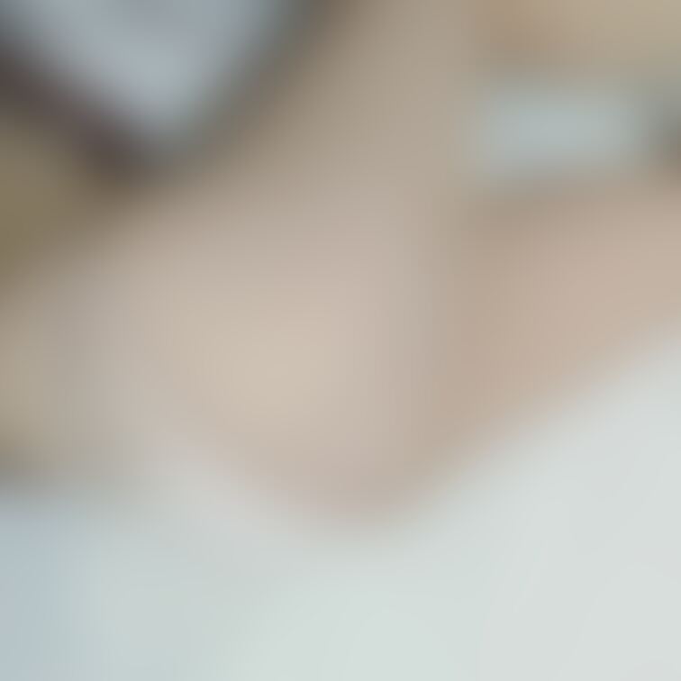 寝起きの姿(〃∇〃)
このままエッチしたい🤍🩷🤍🩷