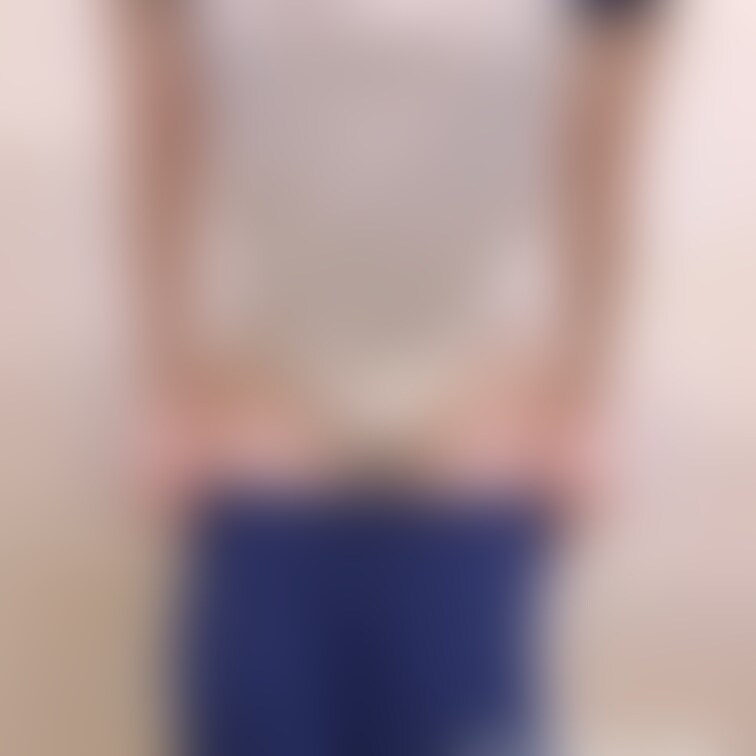体操服にお着替え中のありすだよ🤍💙運動会見に来てね👀