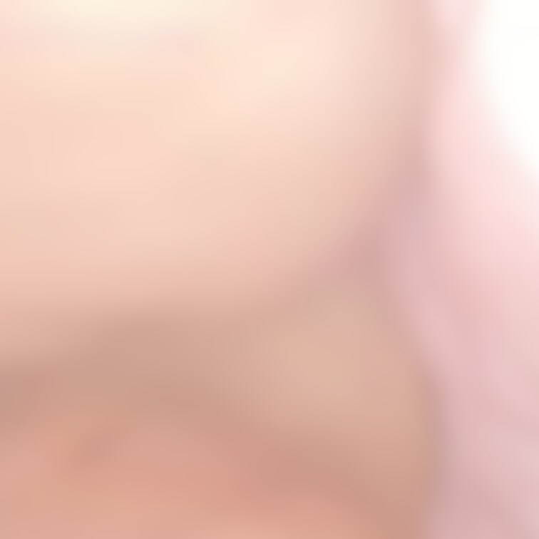 元カノ(彼氏持ち)に横バックで中出し、、、