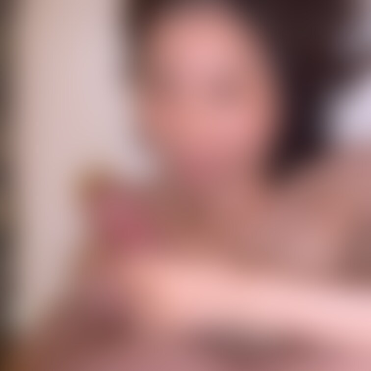 いっぱいアナルとおまんこ舐めてもらったんでフェラでお返し❤️美味しかったです❤️
本編は下のリンクから
https:
