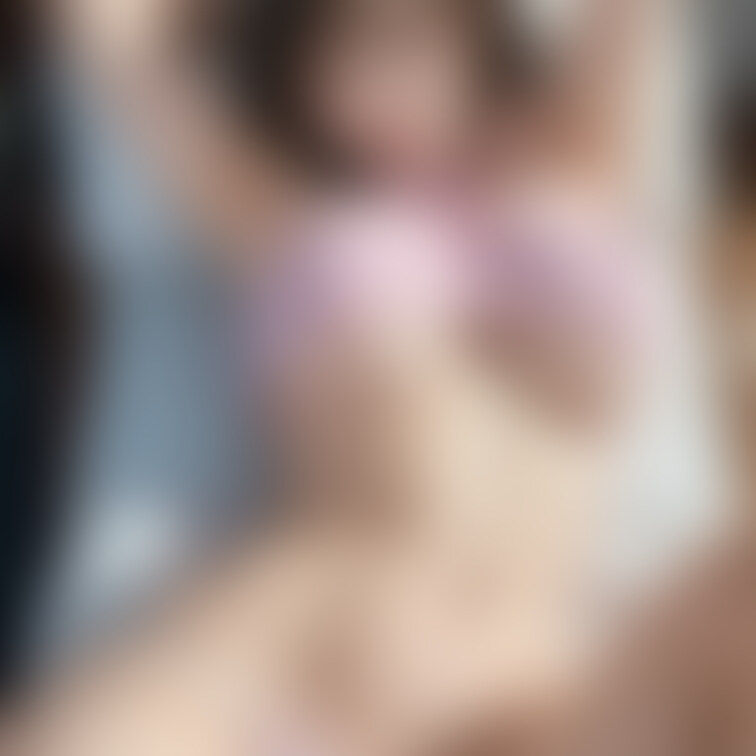 エッチな格好でくつろいでいるケモ耳ちゃんのセクシーショット詰め合わせです💕
居眠り中の油断している姿や、こちらを誘惑す