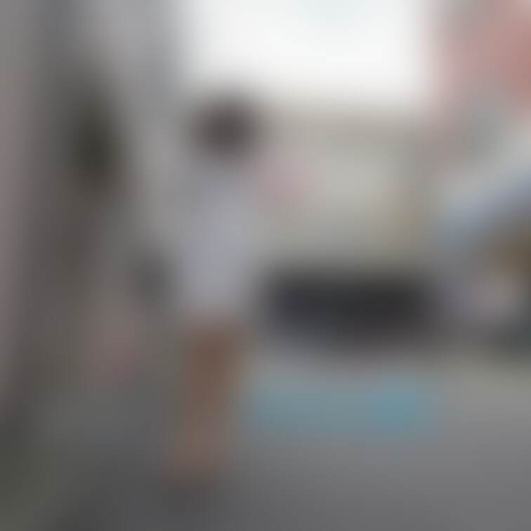 首輪を着けてこの服着て、映画館に遊びに行ってきました✌️