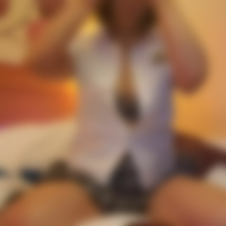 制服♡
おまたいじいじ♡
腰が自然に動いちゃってます♡