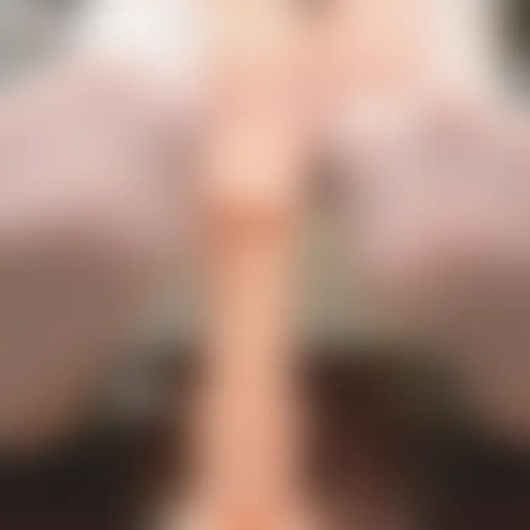 VOL.1白タイツを履いてディルドを足コキしまくってみました👣白タイツ足コキ動画からの写真ですよ😊スケスケで足指の間がち