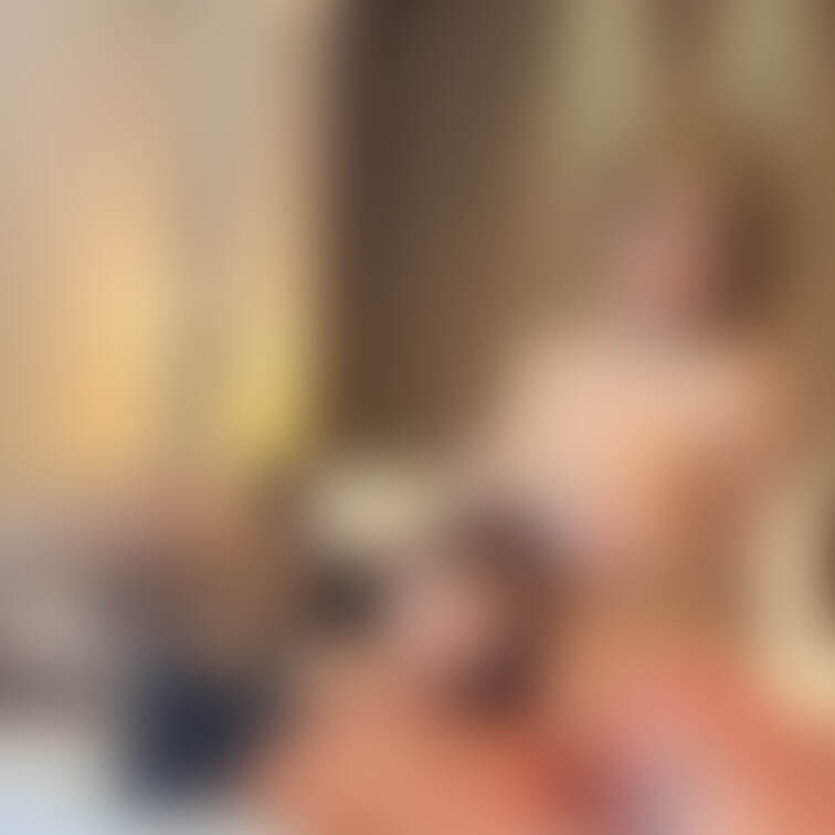 おっぱいで押し潰されたい😈💛?