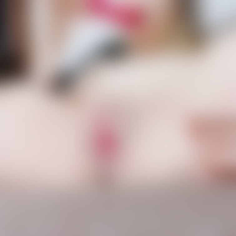 日課の朝おなにー(*ˊ˘ˋ*)
今日は全裸で🤭💞 
みんな大好きなくぱぁも…ね♡



