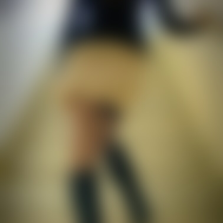 階段下から尻ーズ˖ ࣪⊹