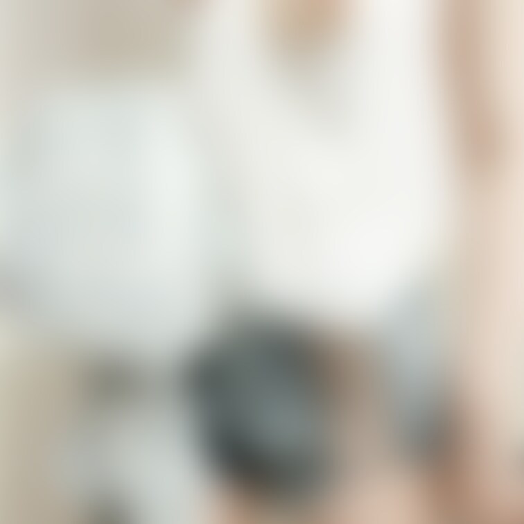 縦画像は最初に投稿すると大きく見えるようになる？
コインランドリーの写真好き？好きならまた撮る
この服好き？好きなら